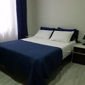 https://ninos-apartment-in-the-center-of-tbilisi.alltbilisihotels.com