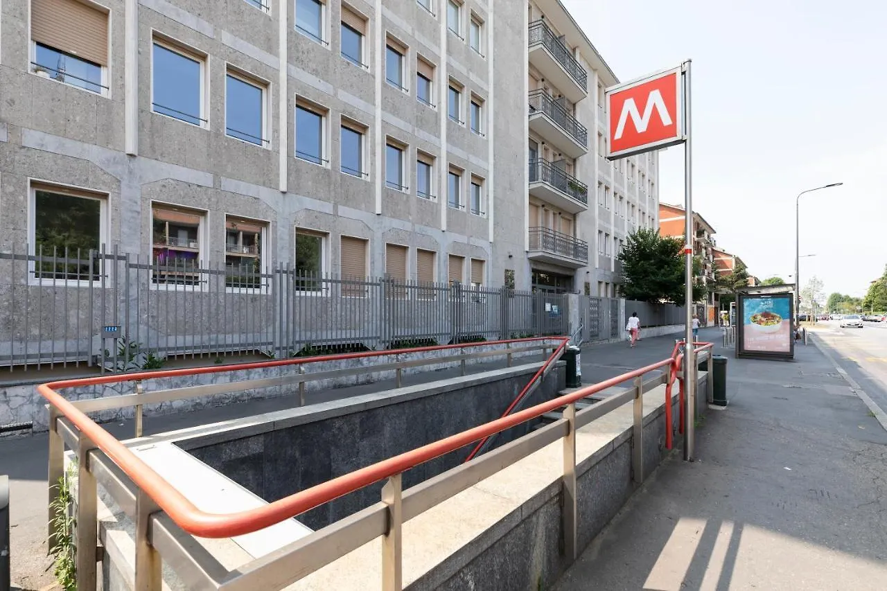 West Milan - Modern And Comfortable Apartment