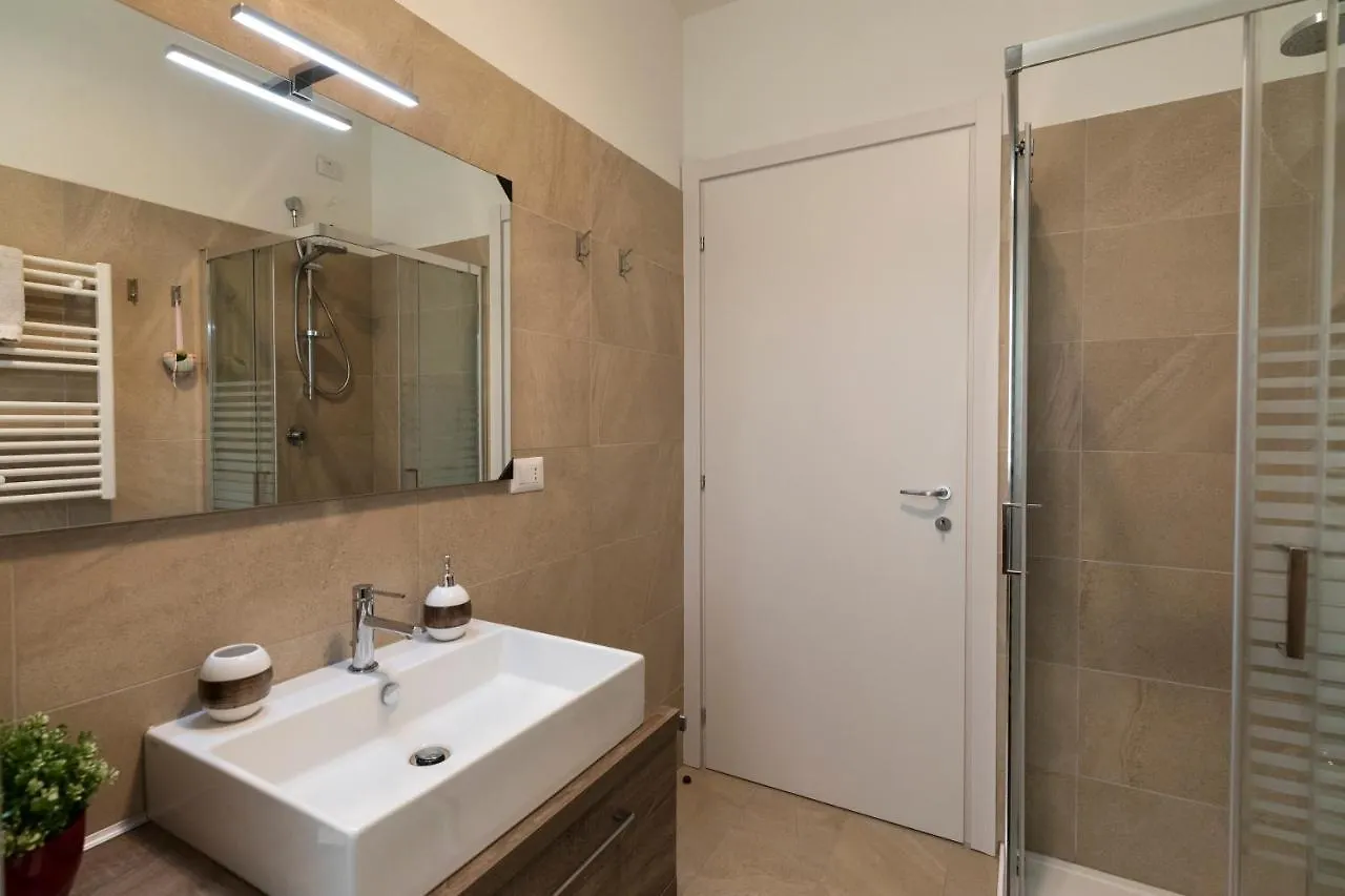 West Milan - Modern And Comfortable Apartment Italy